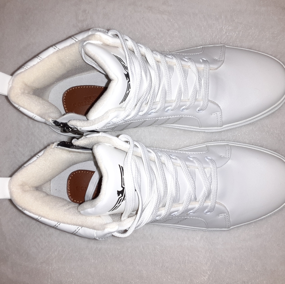 VIP Collection Hightop- Men size 7.5 - Picture 3 of 3